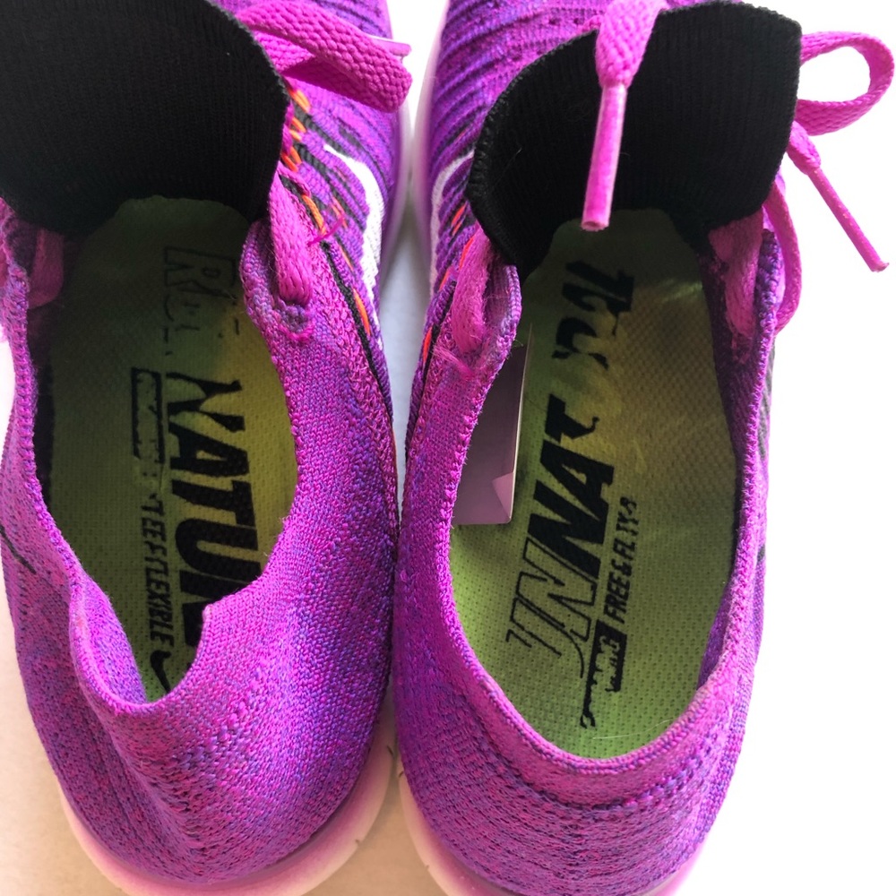 Nike Free Run Flyknit - Picture 7 of 8